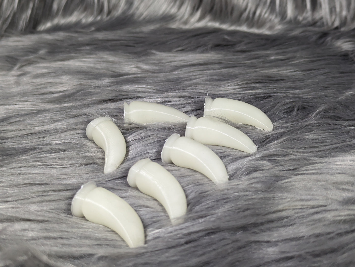 Glow in the dark Fursuit claws