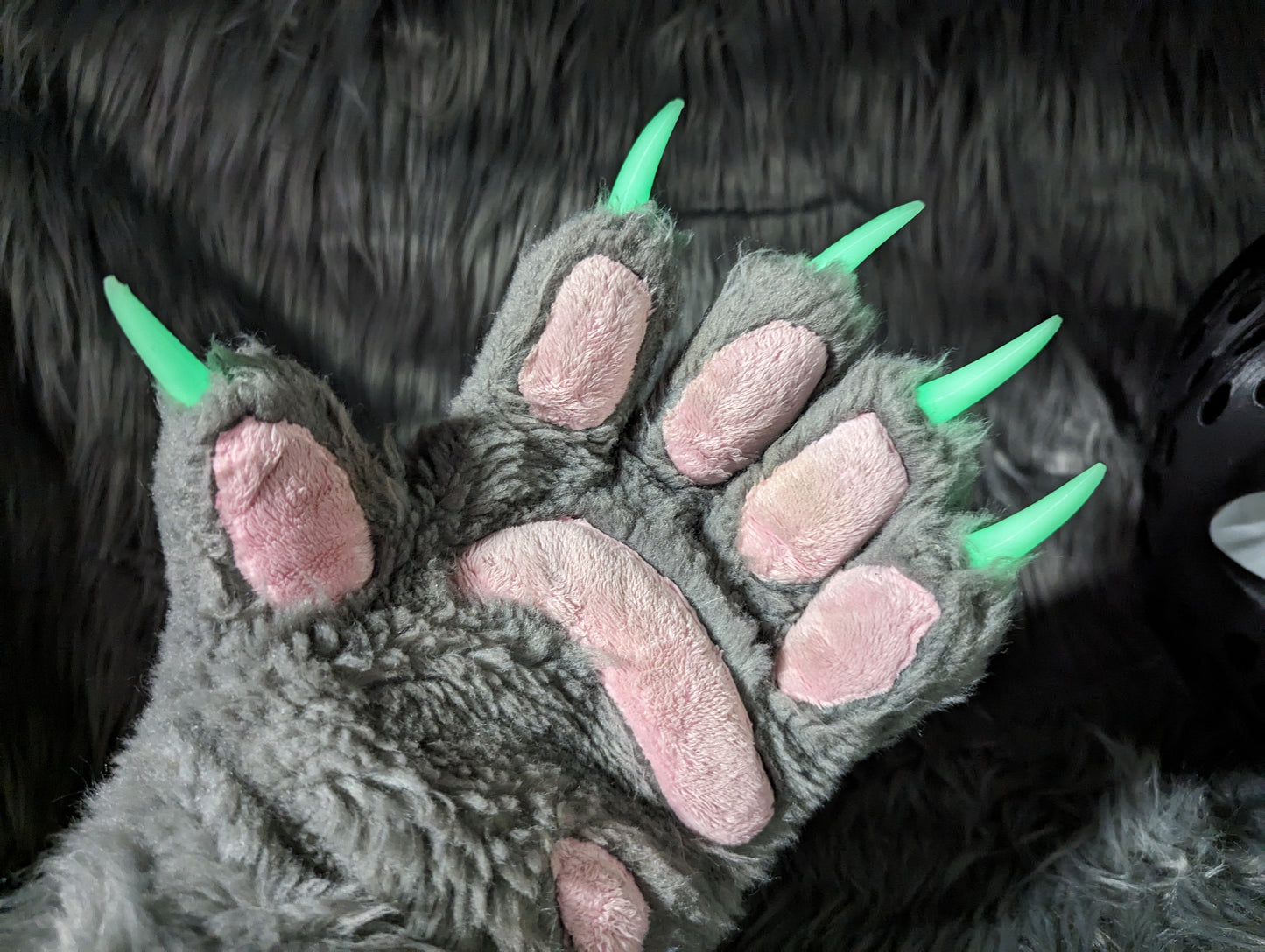 Glow in the dark Fursuit claws