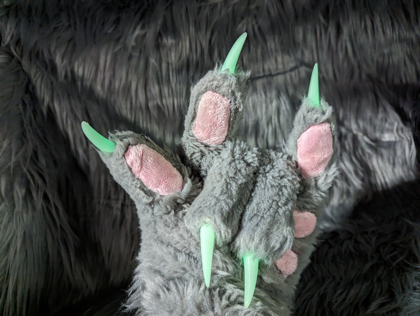 Glow in the dark Fursuit claws